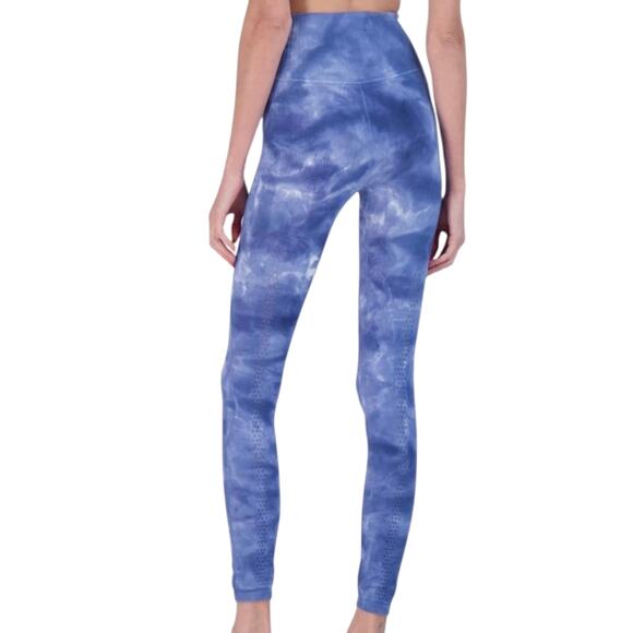Free People Womens High Rise 7/8 Good Karma Tie Dye Active Leggings Bue Size M/L - Picture 2 of 3
